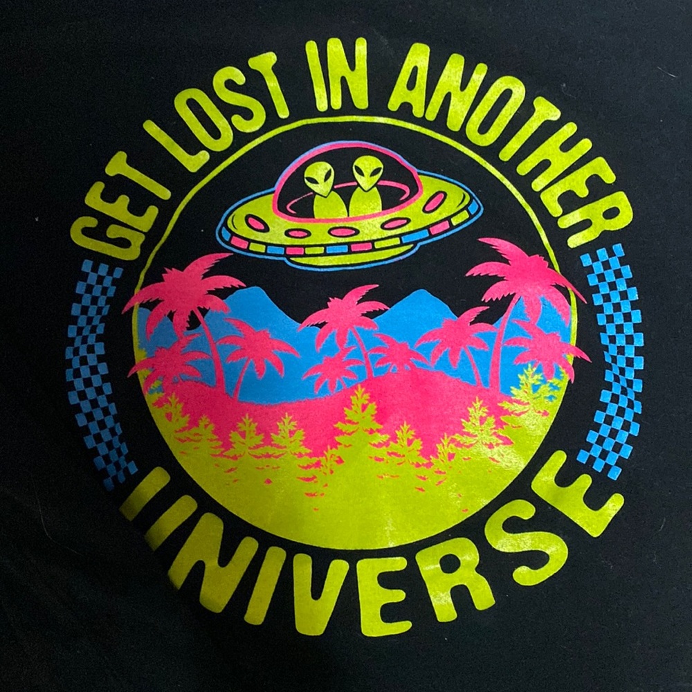 Alien crop top